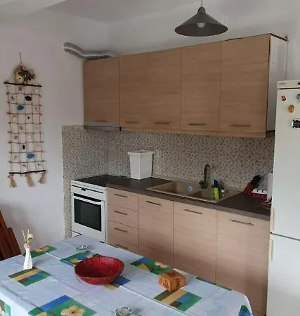 Apartment The Cozy Yard Nea Poteidaia