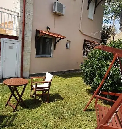 The Cozy Yard * Nea Poteidaia